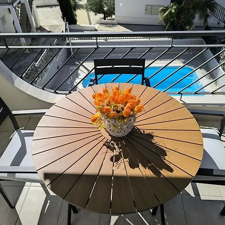 Seaview With Pool - Yellow * Trogir
